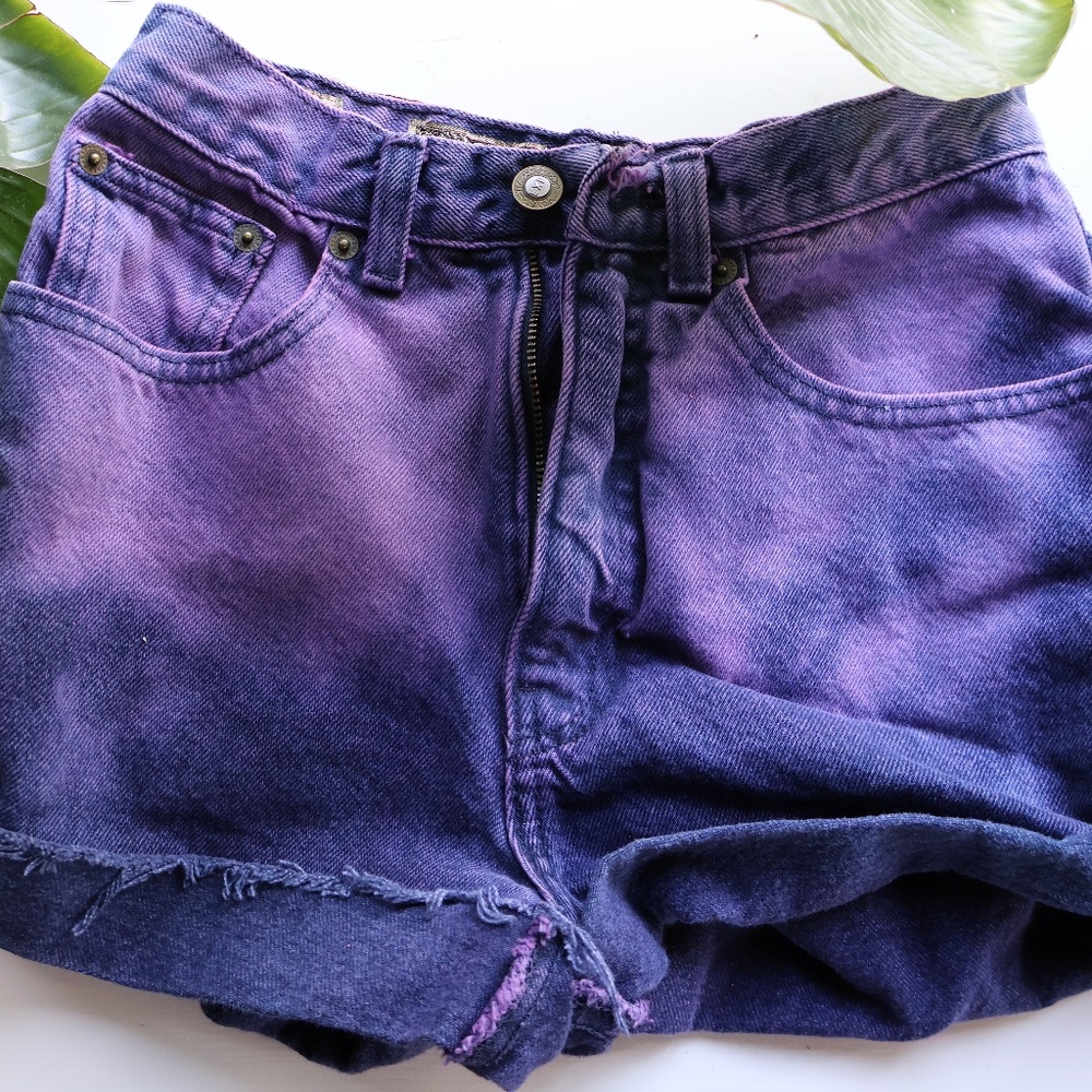 VIOLET DENIM CUT OFF SHORTS